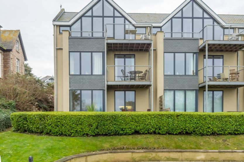 Self Catering Cottage Holidays at The Fishes