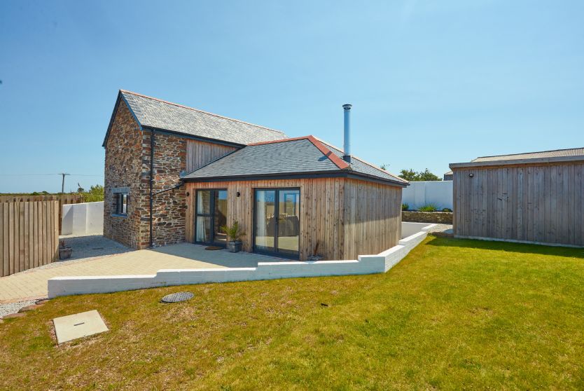 Self Catering Cottage Holidays at The Larches