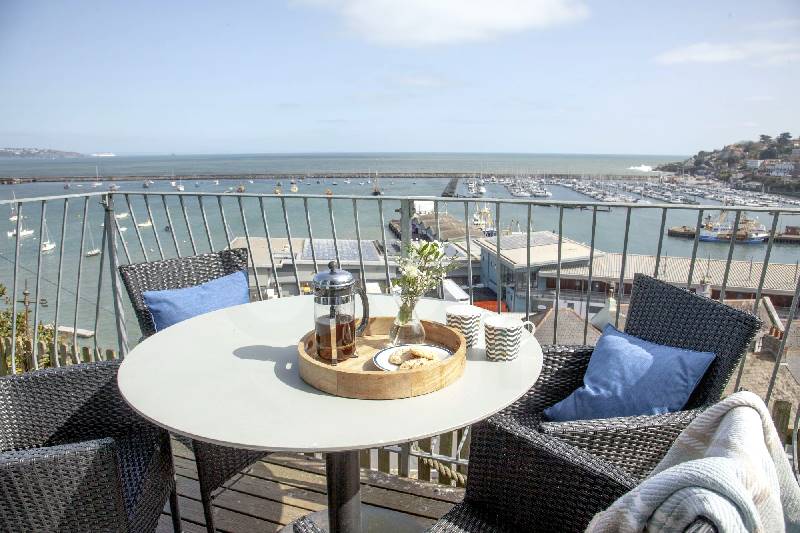 Click here for more about Cliff Cottage