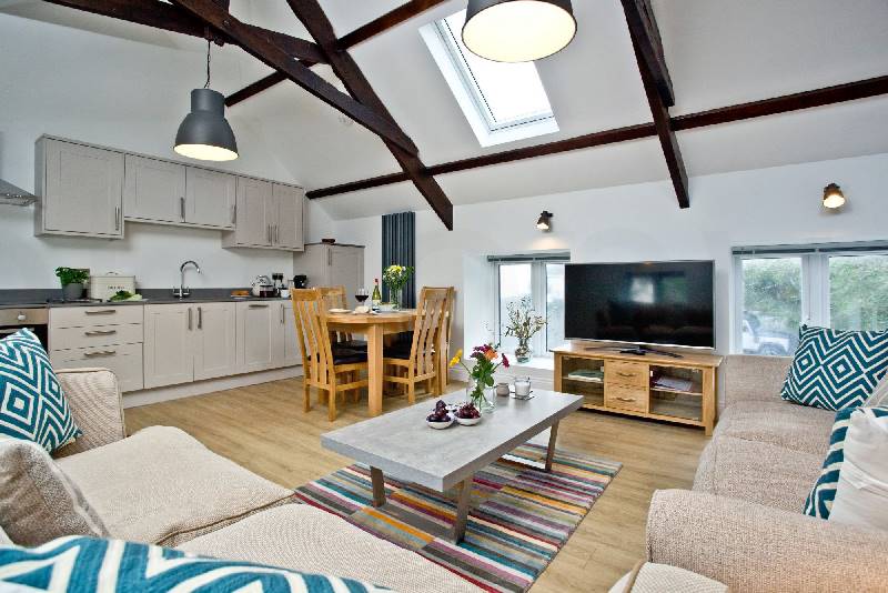 Click here for more about The Barn, 21 At The Beach