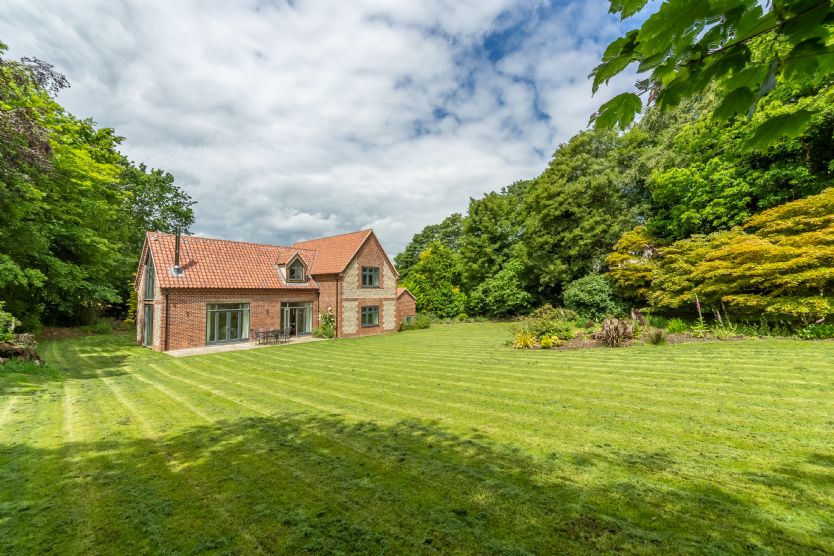 Self Catering Cottage Holidays at Woodland Pytchley