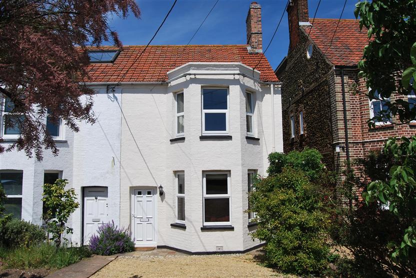 Self Catering Cottage Holidays at 4 Harbour View