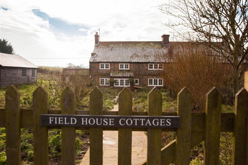 Click here for more about Field House Cottage