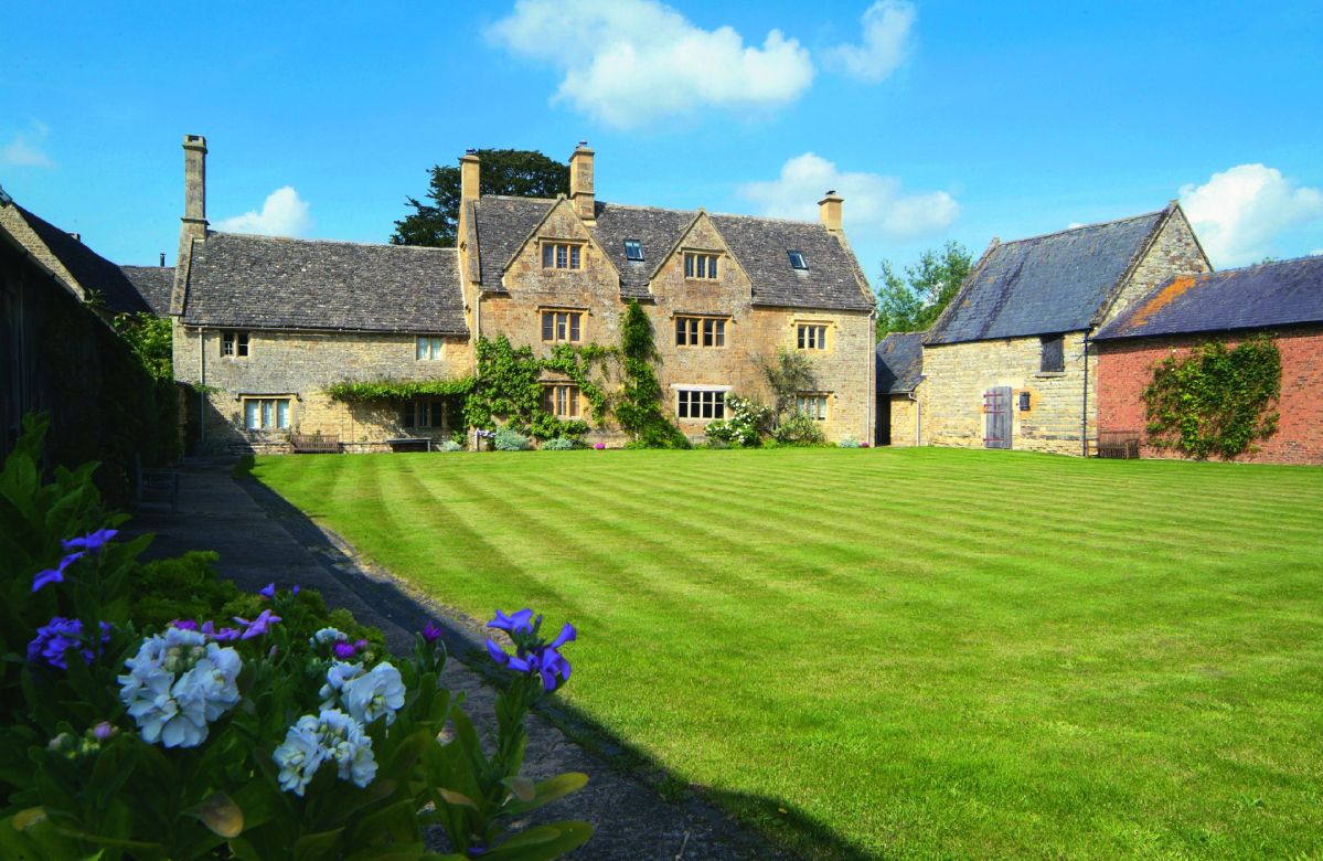 Click here for more about Willington Farmhouse