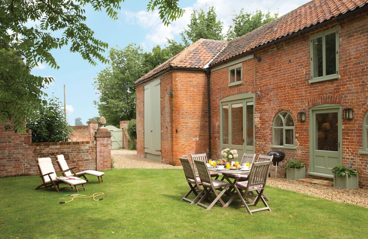 Click here for more about Coach House