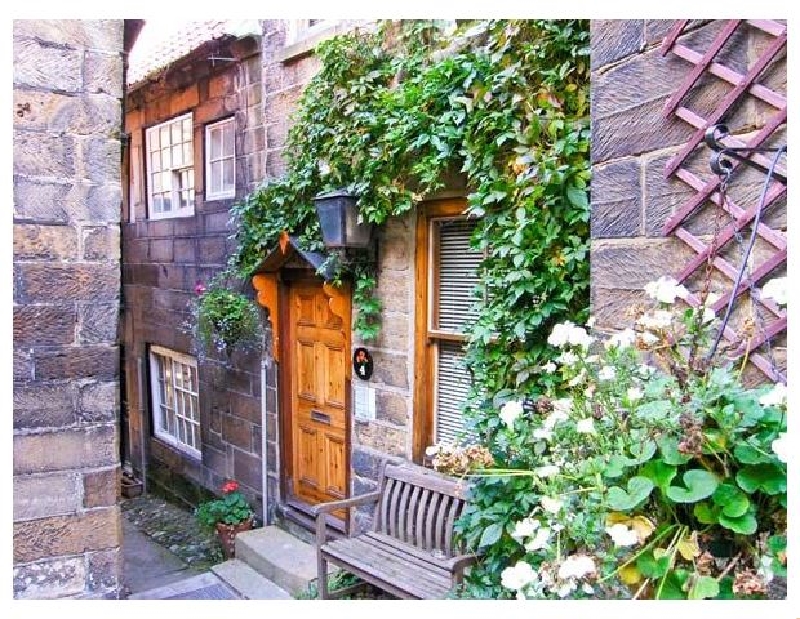Self Catering Cottage Holidays at 4 Martins Row