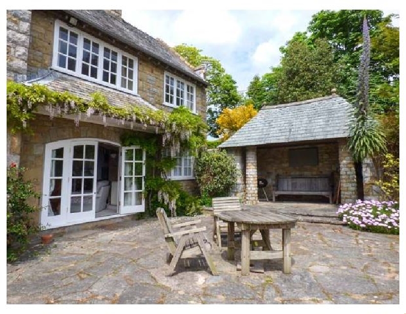 Self Catering Cottage Holidays at The Patio Apartment