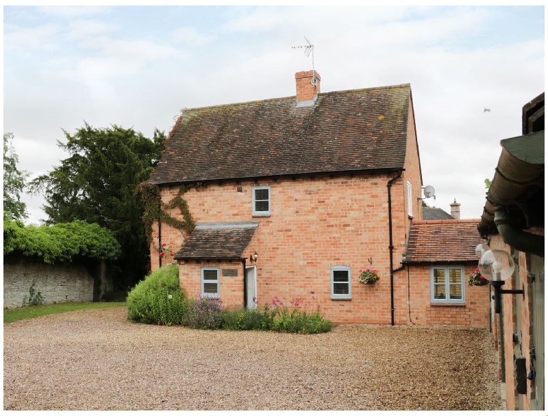 Click here for more about Pebworth Cottage