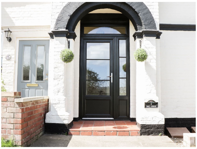 Self Catering Cottage Holidays at Oak Lodge