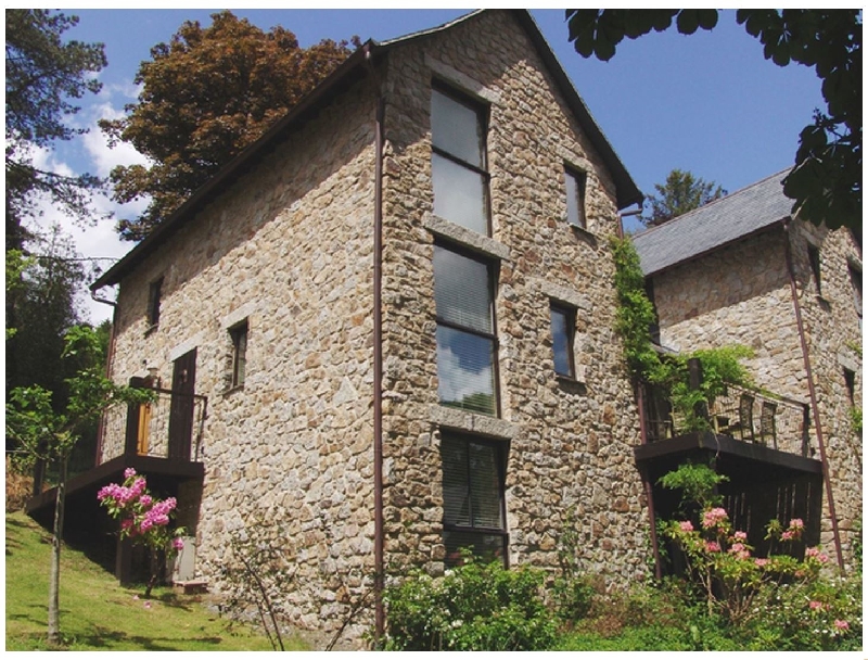 Self Catering Cottage Holidays at Hound Tor