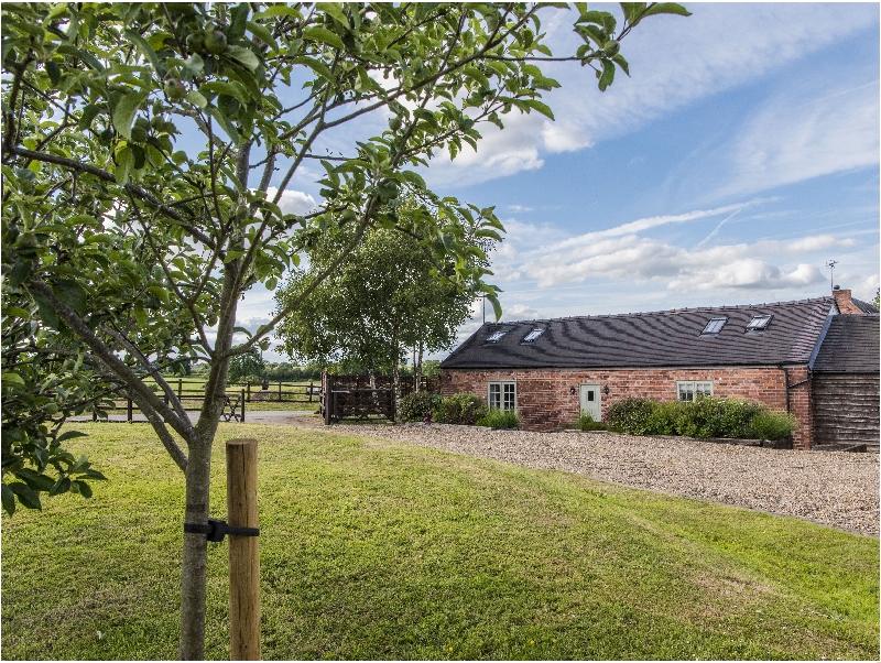 Click here for more about Barnfields Holiday Cottage