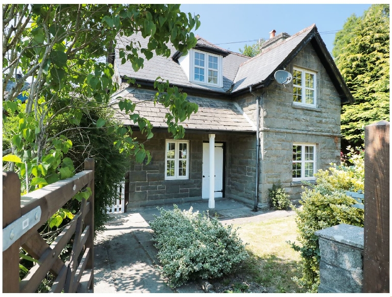 Self Catering Cottage Holidays at School House