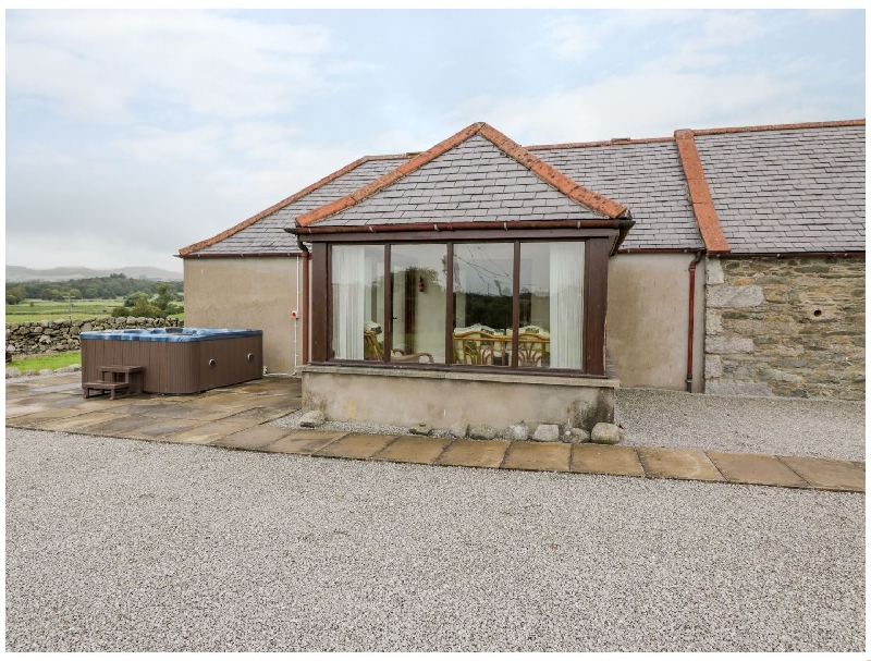 Self Catering Cottage Holidays at The Middle Byre