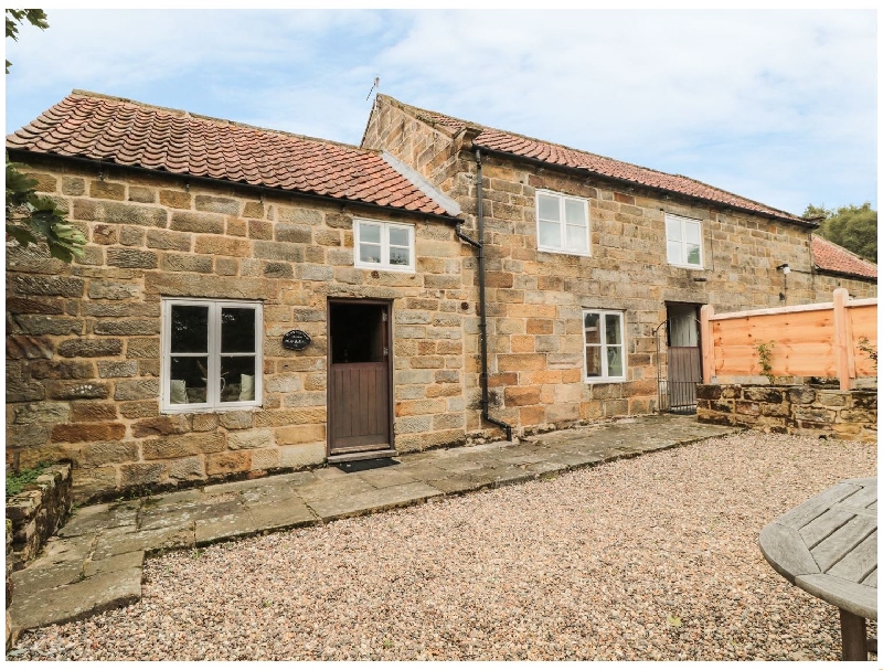 Self Catering Cottage Holidays at Pond Cottage