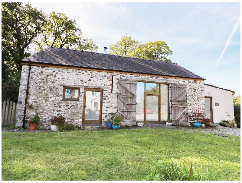 Click here for more about Llwynbwch Barn