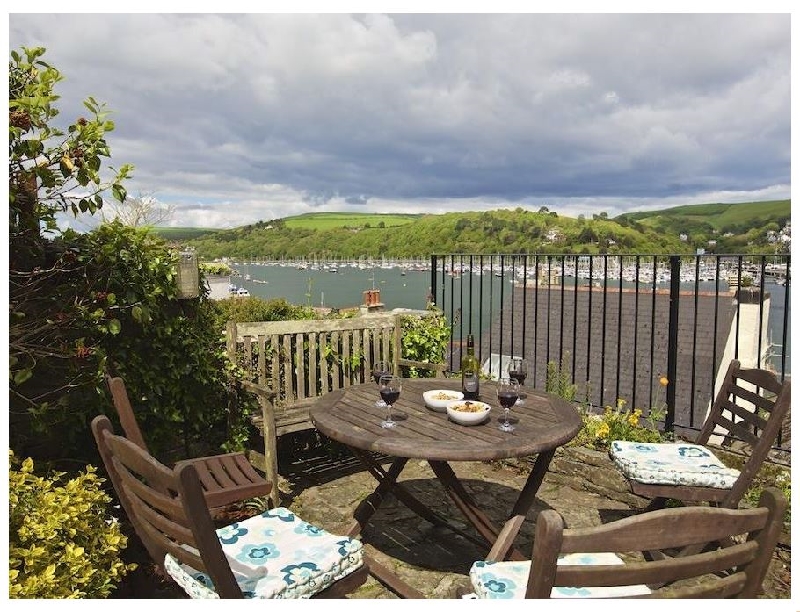 Self Catering Cottage Holidays at 7 Nelson Steps
