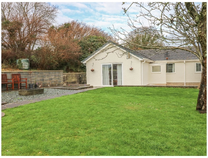 Click here for more about Broadford Farm Bungalow