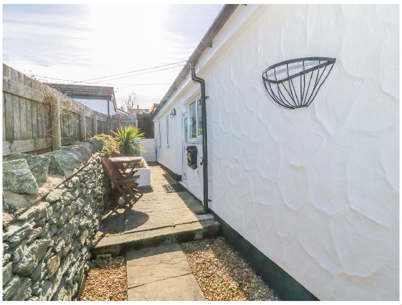Self Catering Cottage Holidays at Little Netherleigh