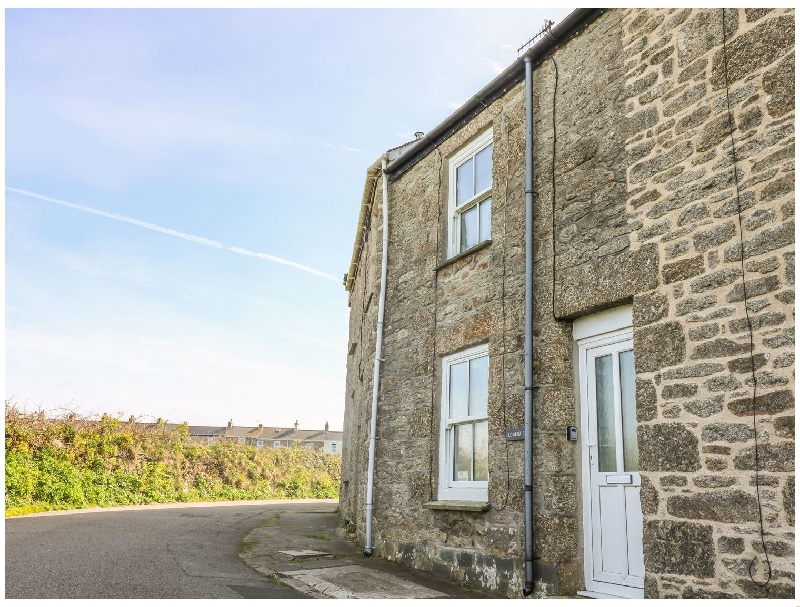 Self Catering Cottage Holidays at Lowena