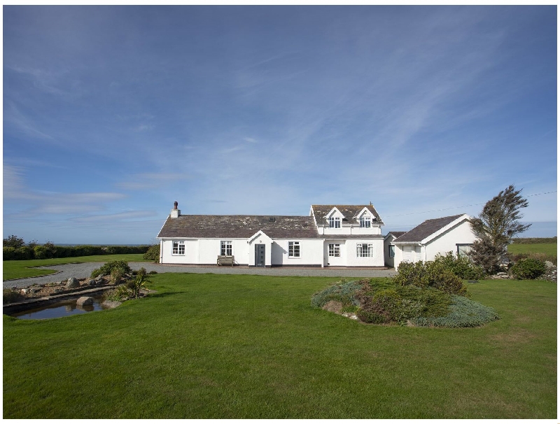 Self Catering Cottage Holidays at Gardd Llwarch