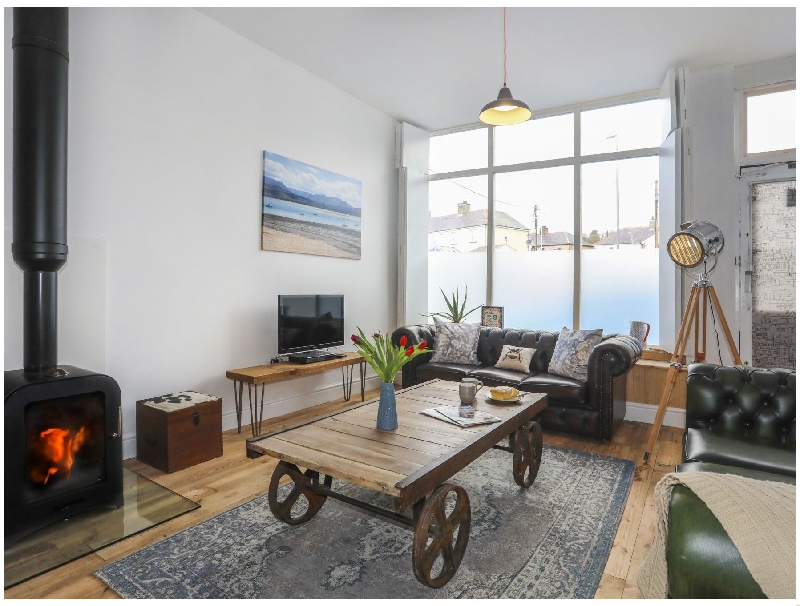 Self Catering Cottage Holidays at Gwalia Stores