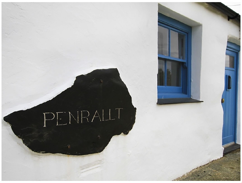 Self Catering Cottage Holidays at Penrallt Llanfaethlu