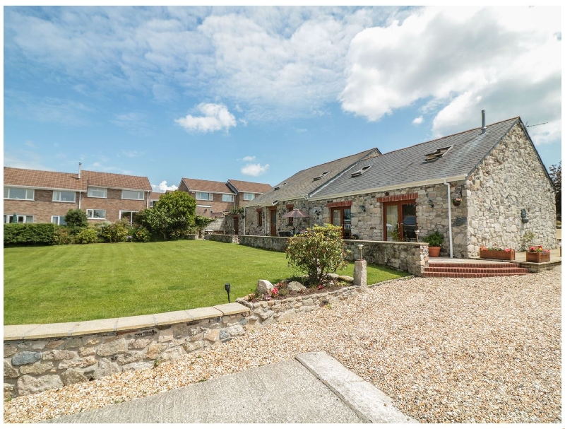 Self Catering Cottage Holidays at Woodside Barns