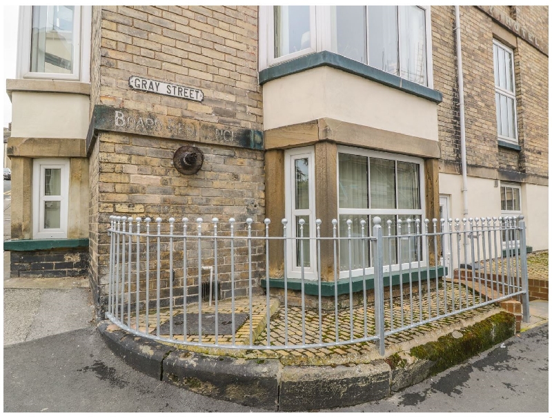Click here for more about Apartment 6
