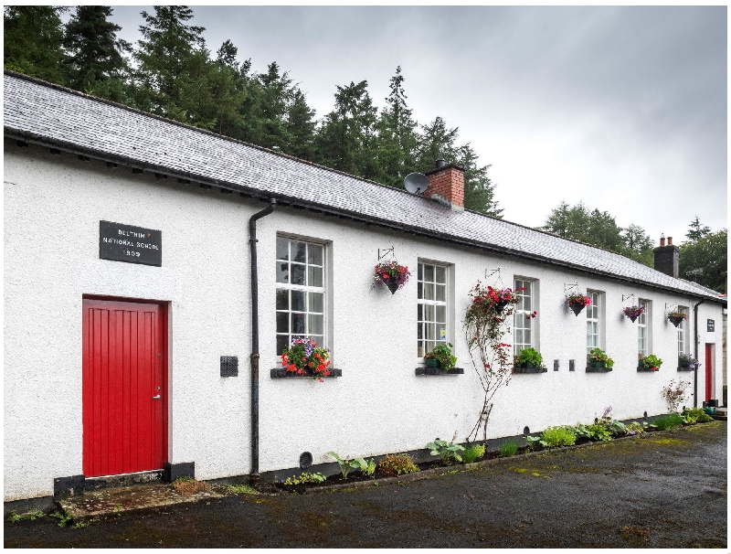 Self Catering Cottage Holidays at The Old School