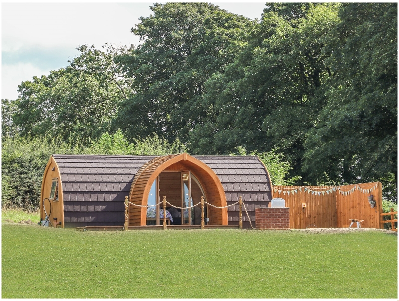 Click here for more about Dandelion @ Hedgerow Luxury Glamping