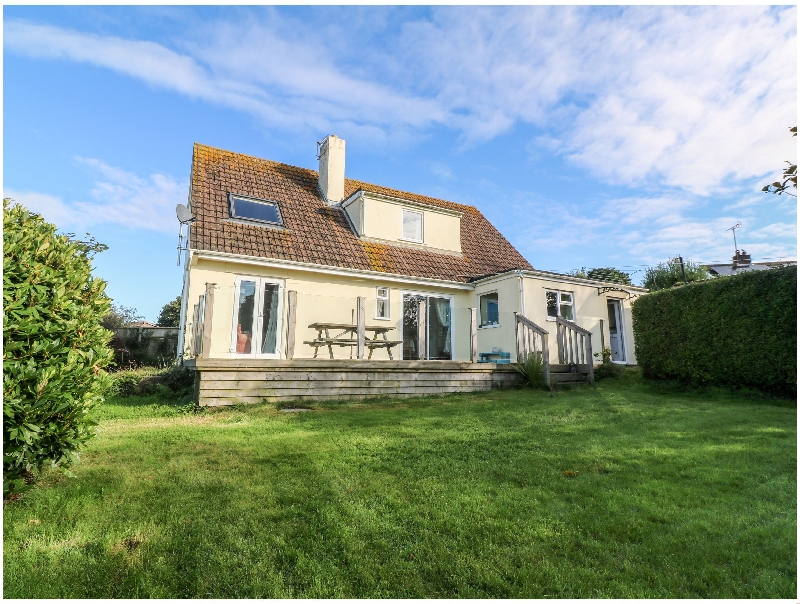 Self Catering Cottage Holidays at Chy Bron