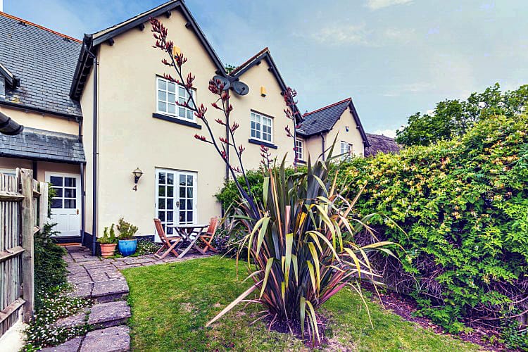 Click here for more about Annie's Cottage